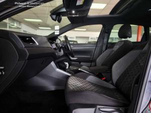 Volkswagen Polo hatch 1.0TSI R-Line - Image 32