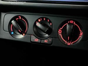 Volkswagen Polo Vivo hatch 1.4 - Image 9