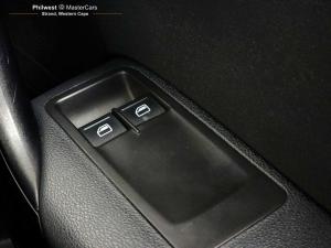 Volkswagen Polo Vivo hatch 1.6 Life - Image 13