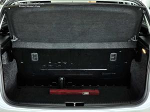 Volkswagen Polo Vivo hatch 1.6 Life - Image 20