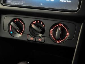 Volkswagen Polo Vivo hatch 1.6 Life - Image 22