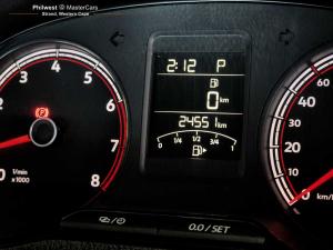 Volkswagen Polo Vivo hatch 1.6 Life - Image 9