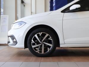 Volkswagen Polo hatch 1.0TSI Life manual - Image 6