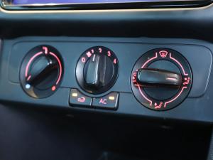 Volkswagen Polo Vivo hatch 1.4 - Image 13