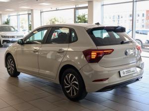 Volkswagen Polo hatch 1.0TSI - Image 8
