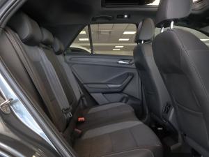 Volkswagen T-Roc 2.0TSI 140kW 4Motion R-Line - Image 14