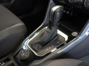 Volkswagen T-Roc 2.0TSI 140kW 4Motion R-Line - Image 18