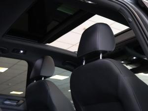 Volkswagen T-Roc 2.0TSI 140kW 4Motion R-Line - Image 28