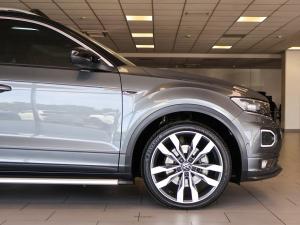 Volkswagen T-Roc 2.0TSI 140kW 4Motion R-Line - Image 6