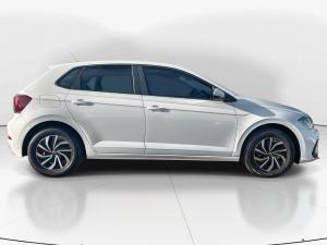 Volkswagen Polo hatch 1.0TSI - Image 8