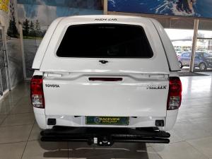 Toyota Hilux 2.0 single cab S (aircon) - Image 3