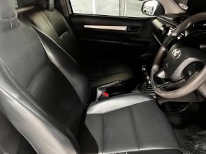Toyota Hilux 2.0 single cab S (aircon) - Image 5