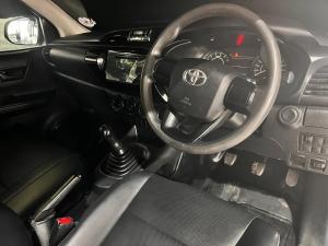 Toyota Hilux 2.0 single cab S (aircon) - Image 6