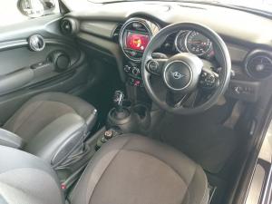 MINI Hatch Cooper Hatch 3-door - Image 17