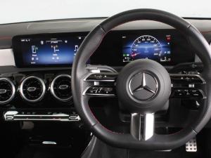 Mercedes-Benz CLA CLA200 Progressive - Image 13