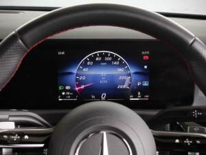 Mercedes-Benz CLA CLA200 Progressive - Image 8