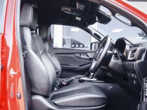 Isuzu D-Max 3.0TD double cab V-Cross 4x4 - Image 18