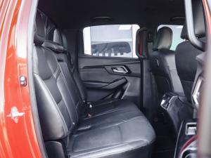 Isuzu D-Max 3.0TD double cab V-Cross 4x4 - Image 19