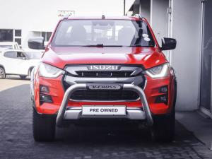 Isuzu D-Max 3.0TD double cab V-Cross 4x4 - Image 6