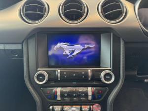 Ford Mustang 5.0 GT fastback - Image 10
