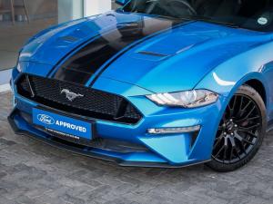 Ford Mustang 5.0 GT fastback - Image 2