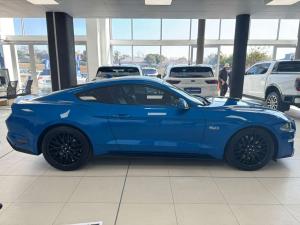 Ford Mustang 5.0 GT fastback - Image 4