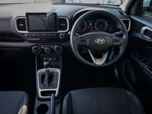 Hyundai Venue 1.0T Fluid auto - Image 12