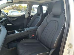 Omoda C5 1.5T SHS HEV - Image 13
