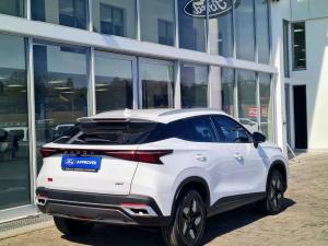 Omoda C5 1.5T SHS HEV - Image 6
