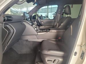 Toyota Land Cruiser 300 3.5T GR-Sport - Image 13