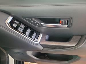 Toyota Land Cruiser 300 3.5T GR-Sport - Image 24