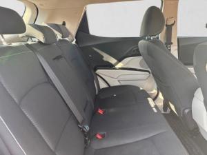 Mahindra XUV300 1.5TD W6 - Image 15