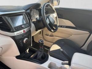 Mahindra XUV300 1.5TD W6 - Image 17