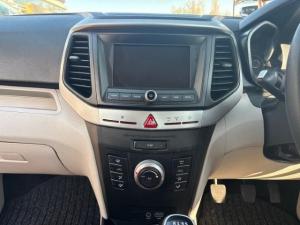 Mahindra XUV300 1.5TD W6 - Image 18