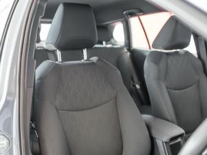 Toyota Corolla Cross 1.8 Xi - Image 11