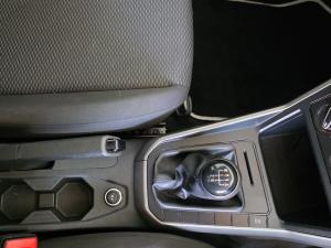 Volkswagen Polo hatch 1.0TSI Trendline - Image 9