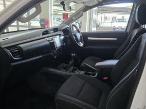 Toyota Hilux 2.4GD-6 Xtra cab Raider manual - Image 7