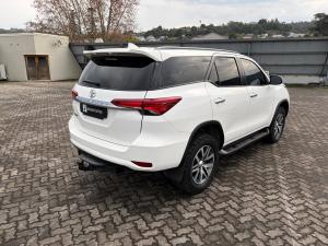 Toyota Fortuner 2.8GD-6 auto - Image 2