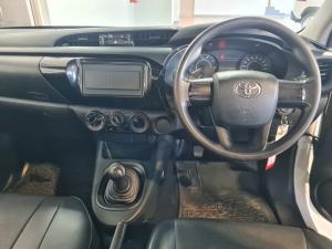 Toyota Hilux 2.4GD single cab S - Image 6
