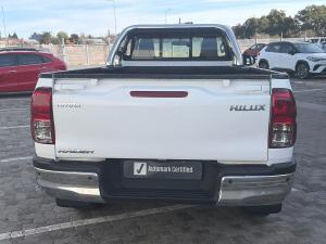 Toyota Hilux 2.4GD-6 single cab Raider manual - Image 5