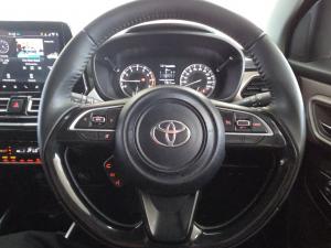 Toyota Starlet Cross 1.5 XR manual - Image 8