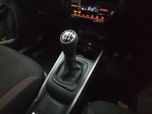 Toyota Starlet Cross 1.5 XR manual - Image 23