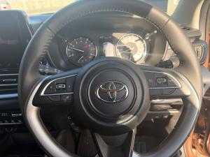 Toyota Starlet 1.5 XR manual - Image 8