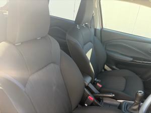Toyota Starlet 1.5 XR manual - Image 12