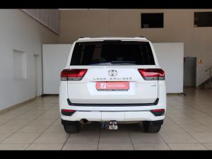 Toyota Land Cruiser 300 3.3D ZX - Image 5