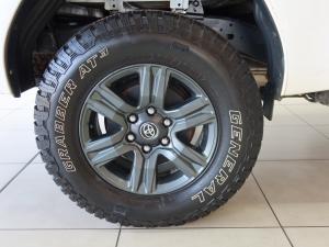 Toyota Hilux 2.4GD-6 single cab 4x4 Raider manual - Image 19