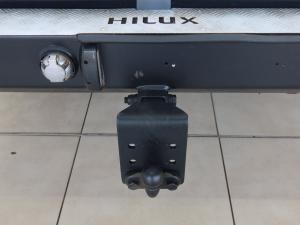 Toyota Hilux 2.4GD-6 single cab 4x4 Raider manual - Image 25