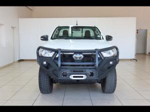 Toyota Hilux 2.4GD-6 single cab 4x4 Raider manual - Image 4