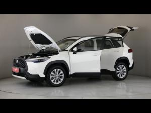 Toyota Corolla Cross 1.8 Hybrid XS - Image 27