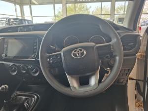 Toyota Hilux 2.4GD-6 4x4 SRX - Image 8
